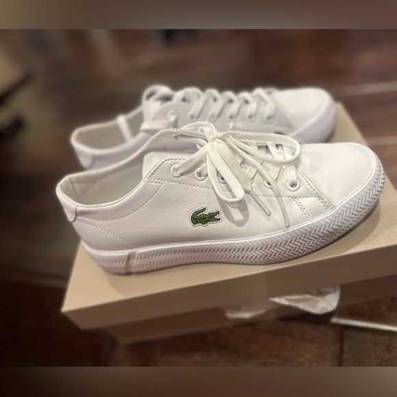 Lacoste Shoes - Picture 3 of 6
